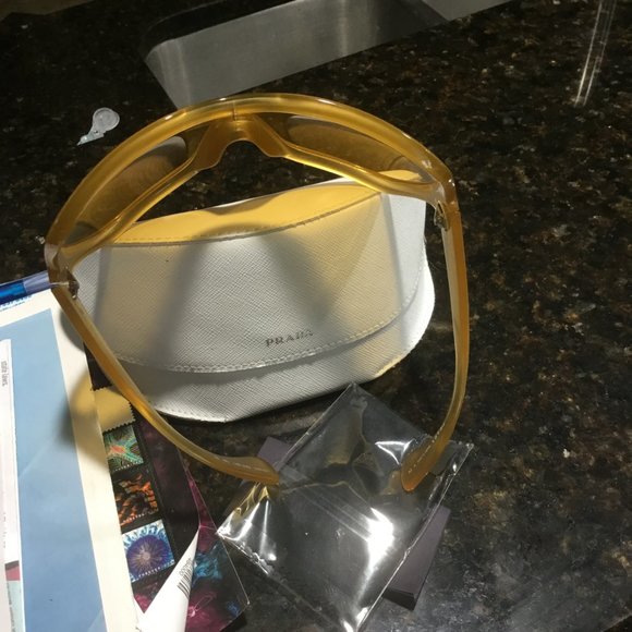 Prada Illusion sunglasses New - Picture 2 of 4